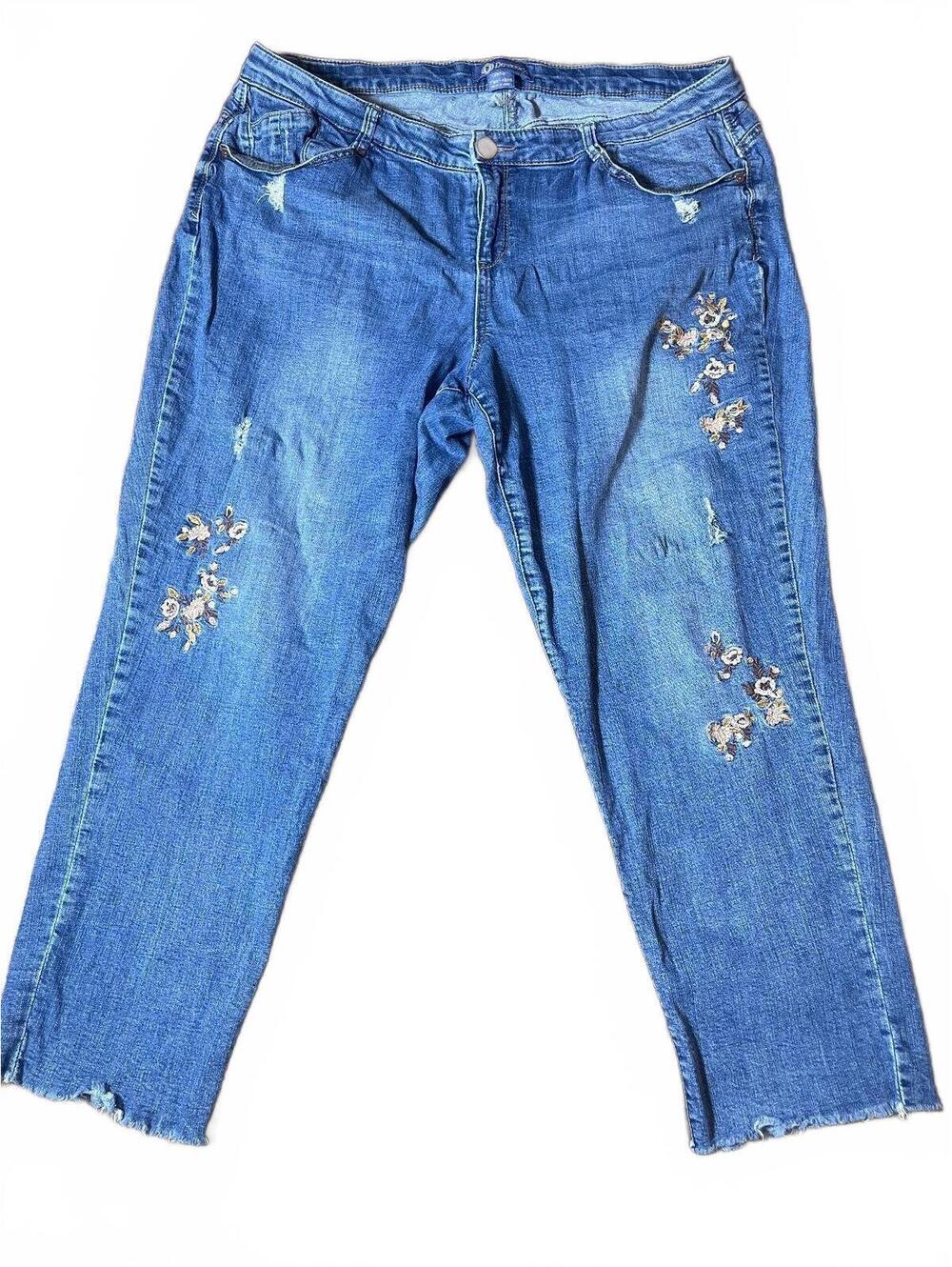 Democracy Women’s Floral Embroidered Fringe Crop Jean High Rise size 20W